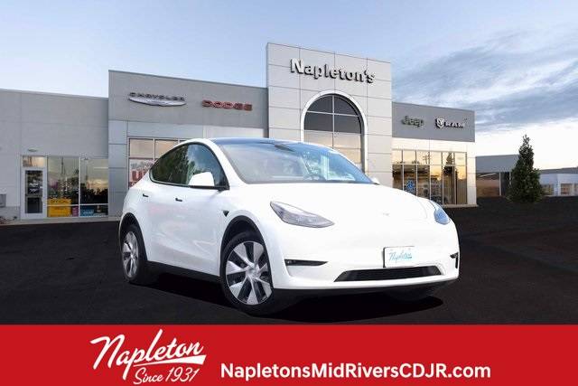 2023 Tesla Model Y Long Range — SUV — 7,934 mi — St. Peters, MO