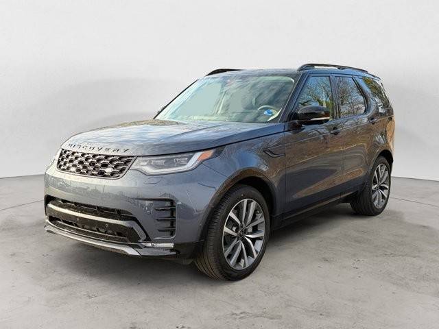 2026 Land Rover Discovery P300 Dynamic SE