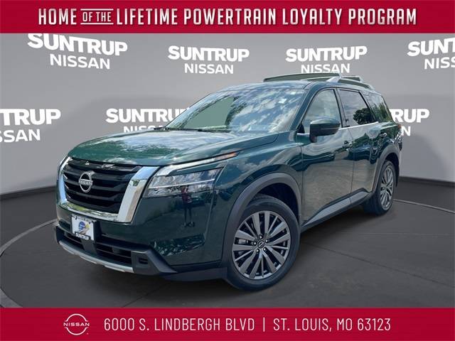 2024 Nissan Pathfinder SL — SUV — 8,328 mi — St. Louis, MO