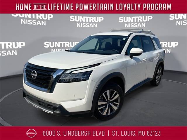 2024 Nissan Pathfinder SL — SUV — 11,450 mi — St. Louis, MO