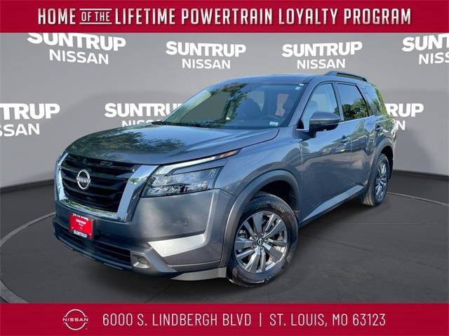 2024 Nissan Pathfinder SV — SUV — 11,079 mi — St. Louis, MO