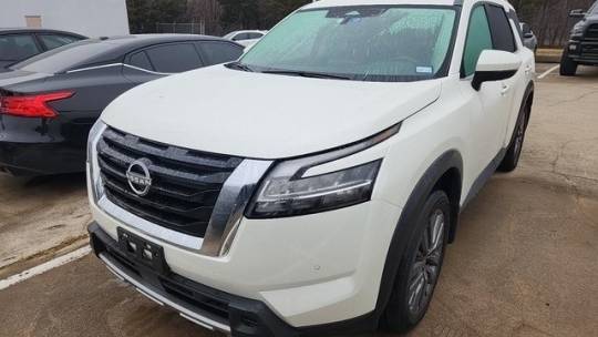2023 Nissan Pathfinder SL — SUV — 16,502 mi — St. Louis, MO