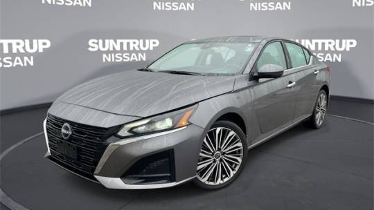 2023 Nissan Altima SL — Sedan — 15,475 mi — St. Louis, MO