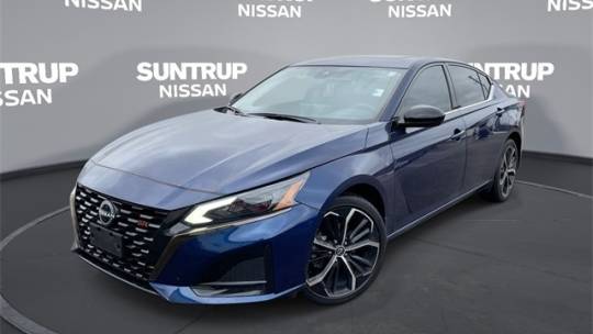 2023 Nissan Altima SR — Sedan — 15,881 mi — St. Louis, MO
