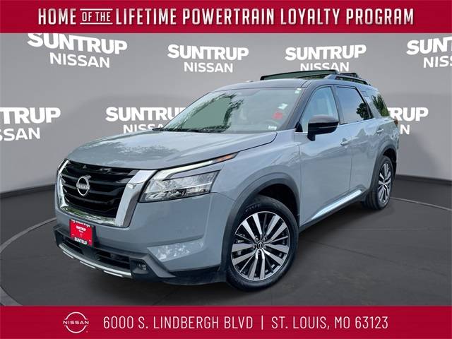 2022 Nissan Pathfinder Platinum — SUV — 33,950 mi — St. Louis, MO