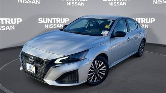 2024 Nissan Altima SV — Sedan — 37,009 mi — St. Louis, MO
