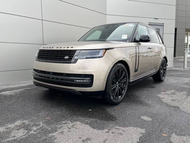 2025 Land Rover Range Rover P550e SE