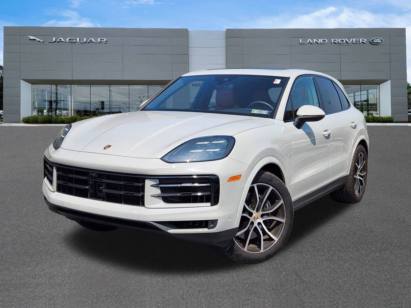 2025 Porsche Cayenne Cayenne — SUV — 5,789 mi — West Chester, PA