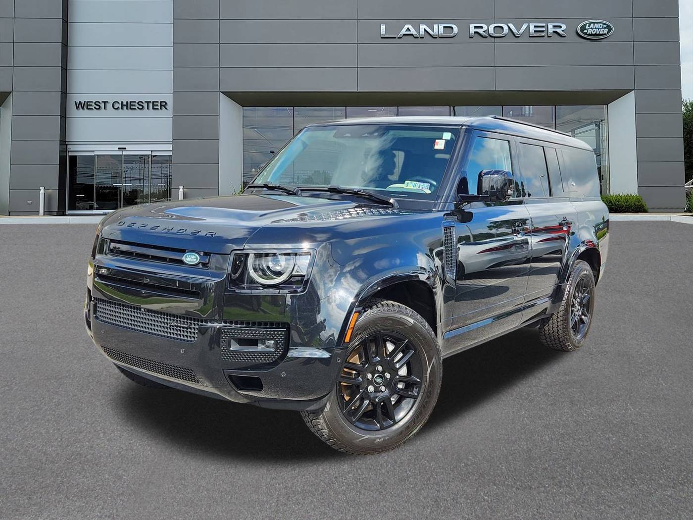 2023 Land Rover Defender X-Dynamic SE — SUV — 36,577 mi — West Chester, PA