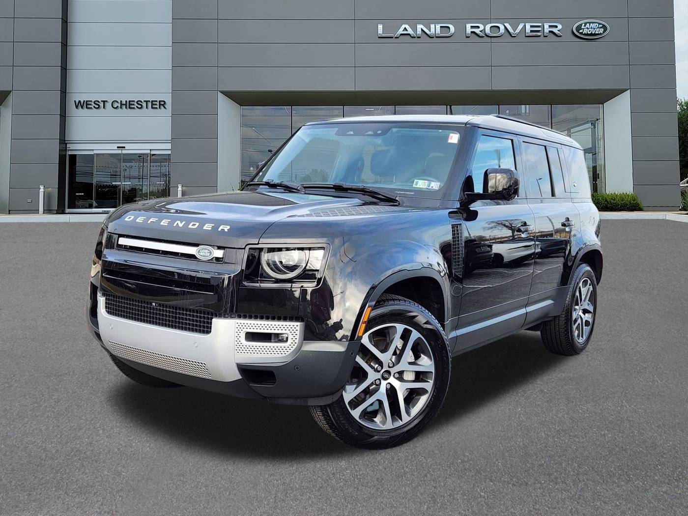 2023 Land Rover Defender SE — SUV — 30,119 mi — West Chester, PA