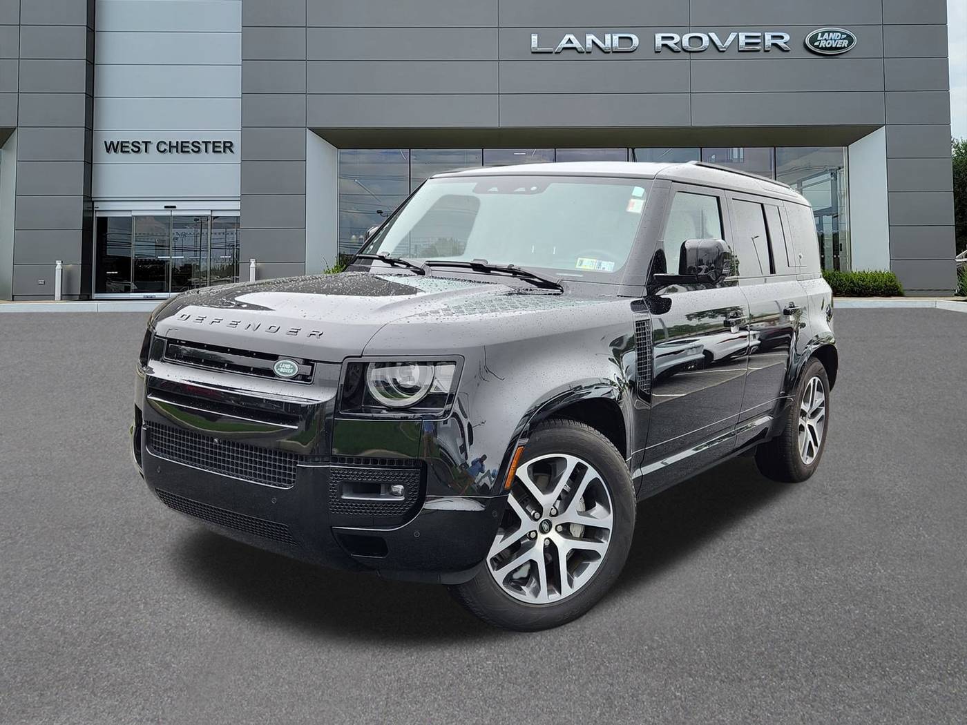 2024 Land Rover Defender X-Dynamic SE — SUV — 17,510 mi — West Chester, PA
