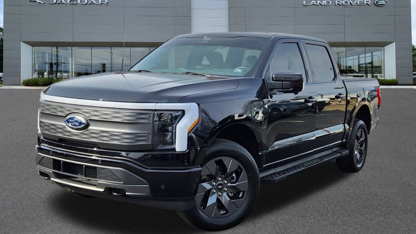 2022 Ford F-150 Lightning LARIAT — Pickup Truck — 26,292 mi — West Chester, PA