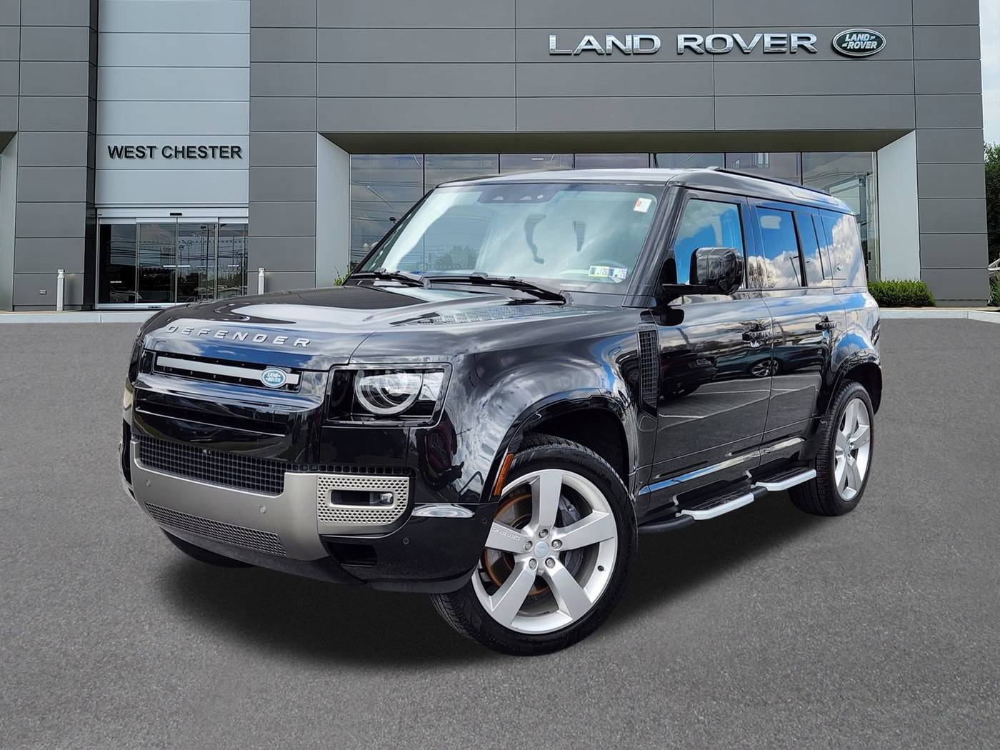 2024 Land Rover Defender X-Dynamic SE — SUV — 18,760 mi — West Chester, PA