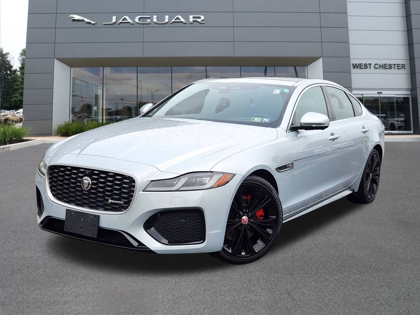2021 Jaguar XF R-Dynamic SE — Sedan — 31,665 mi — West Chester, PA