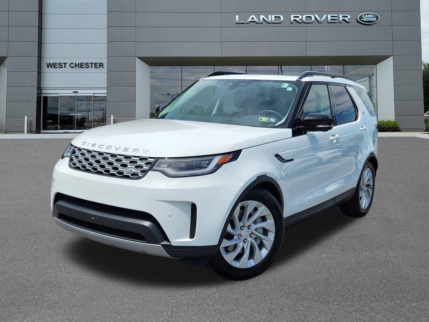 2024 Land Rover Discovery S — SUV — 8,900 mi — West Chester, PA