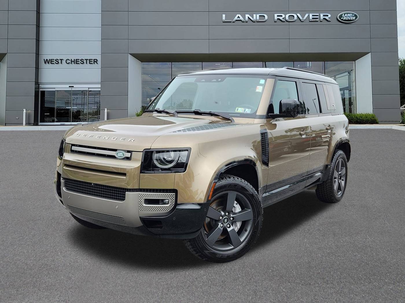 2024 Land Rover Defender X-Dynamic SE — SUV — 13,439 mi — West Chester, PA