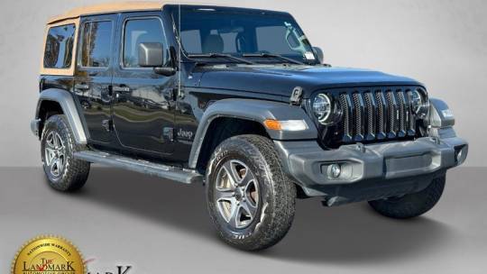 2020 Jeep Wrangler Black and Tan — SUV — 47,628 mi — Springfield, IL