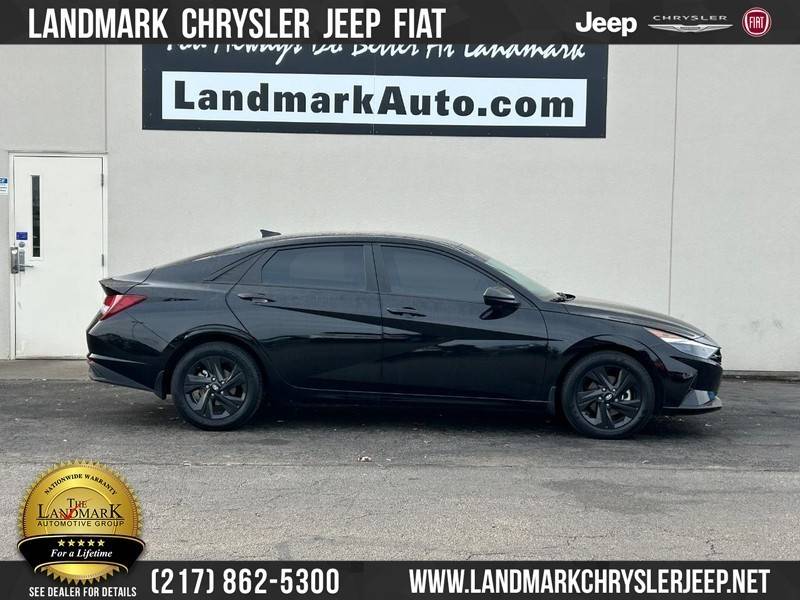 2023 Hyundai Elantra SEL — Sedan — 28,296 mi — Springfield, IL