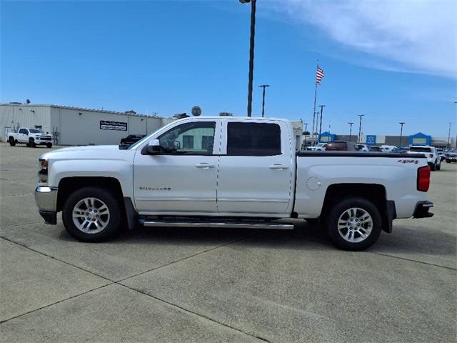 2017 Chevrolet Silverado 1500 LT — Pickup Truck — 67,075 mi — Taylorville, IL