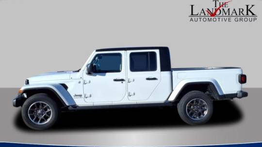 2023 Jeep Gladiator Overland — Pickup Truck — 33,242 mi — Taylorville, IL