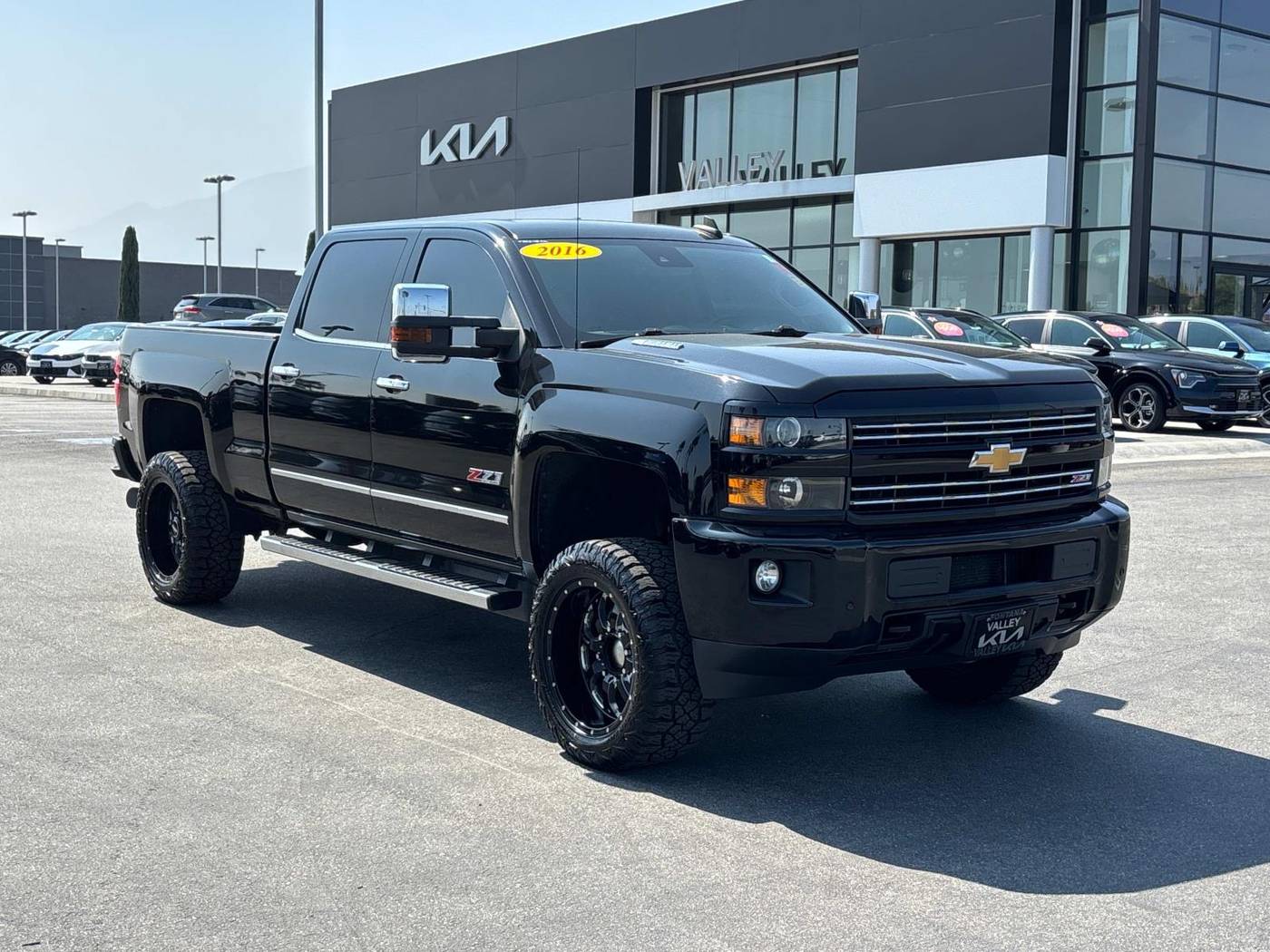 2016 Chevrolet Silverado 2500HD LTZ — Pickup Truck — 96,377 mi — Fontana, CA