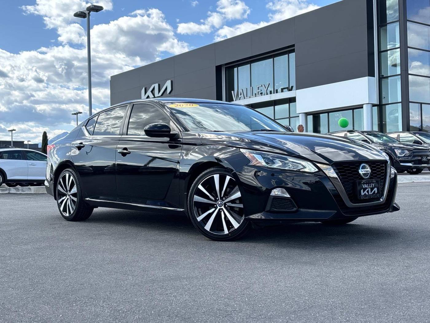 2020 Nissan Altima SR — Sedan — 77,339 mi — Fontana, CA