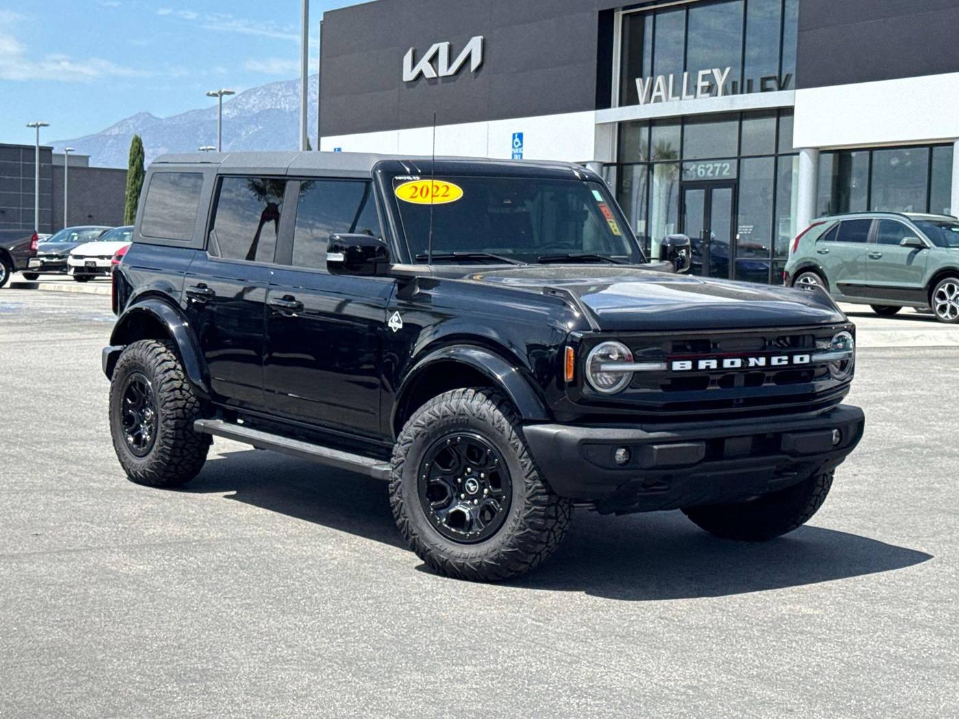 2022 Ford Bronco Outer Banks — SUV — 21,091 mi — Fontana, CA