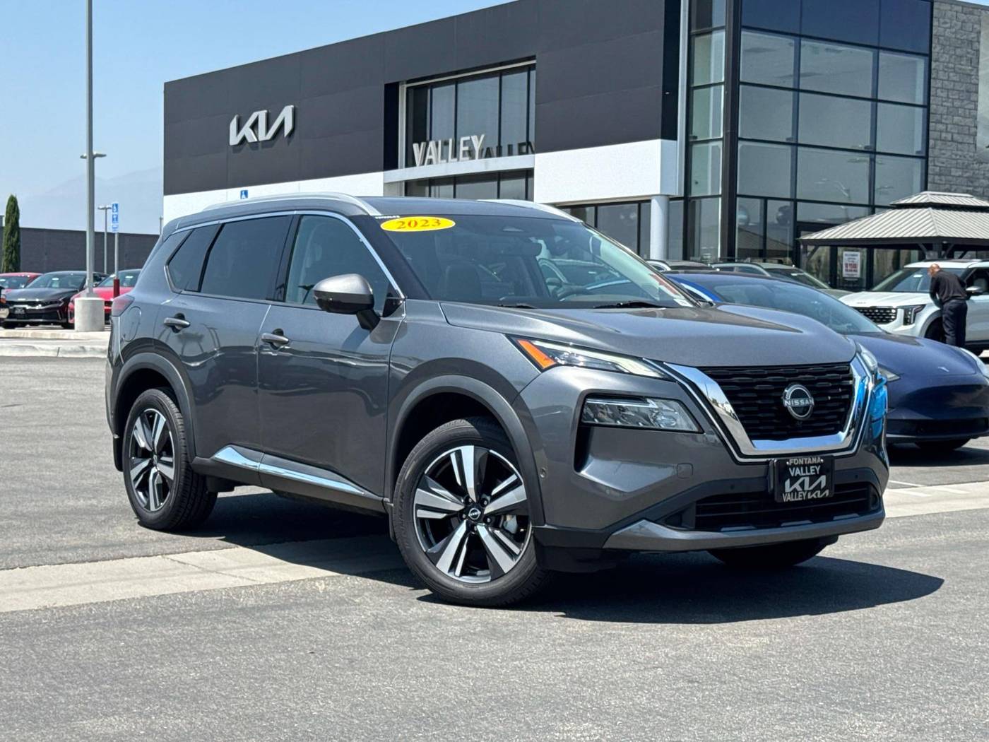 2023 Nissan Rogue SL — SUV — 23,967 mi — Fontana, CA