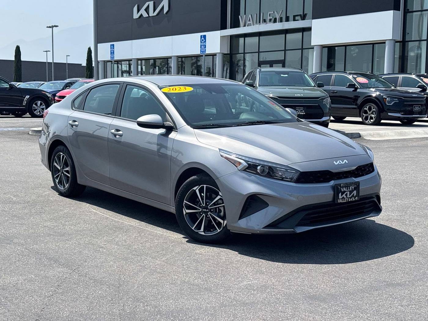 2023 Kia Forte LXS — Sedan — 31,234 mi — Fontana, CA
