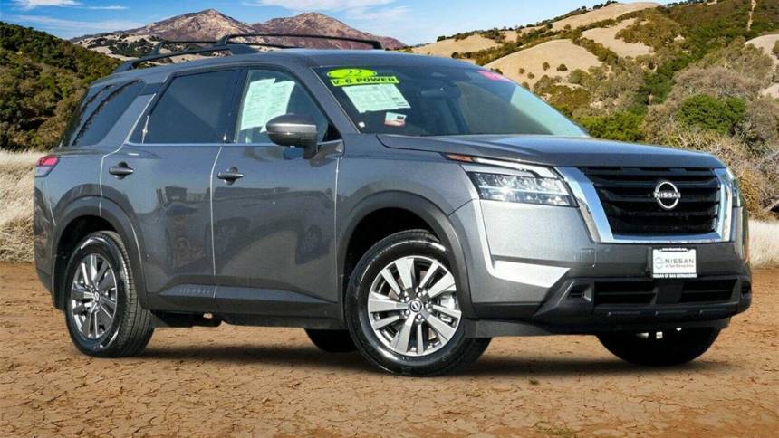 2022 Nissan Pathfinder SV — SUV — 54,985 mi — San Bernardino, CA