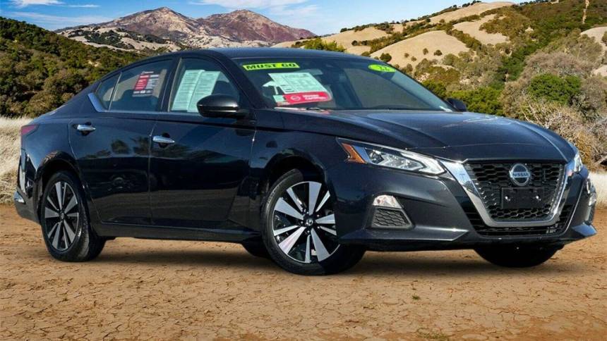 2022 Nissan Altima SV — Sedan — 57,732 mi — San Bernardino, CA