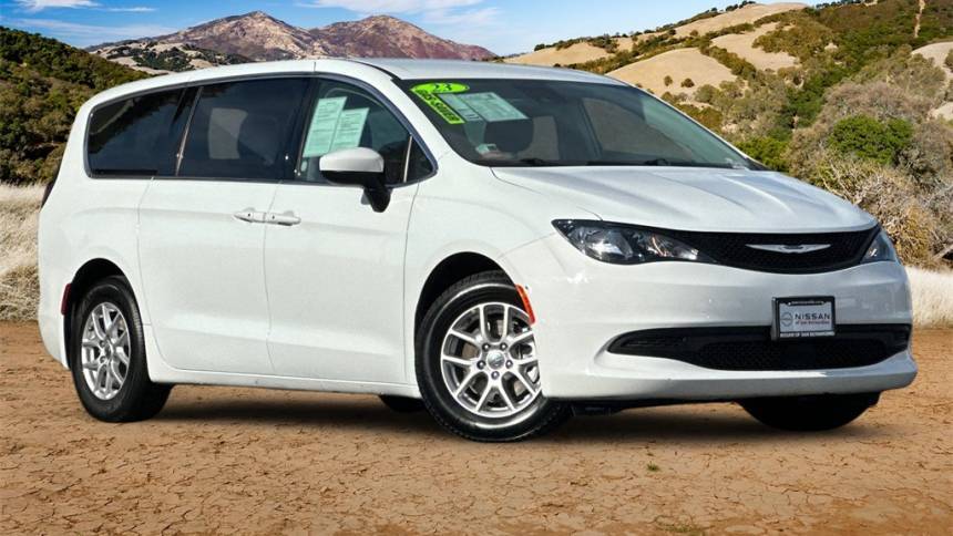 2023 Chrysler Voyager LX — Minivan — 46,843 mi — San Bernardino, CA