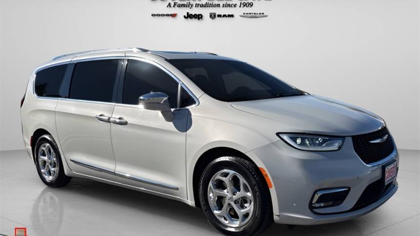 2021 Chrysler Pacifica Hybrid Limited — Minivan — 69,995 mi — Austin, TX