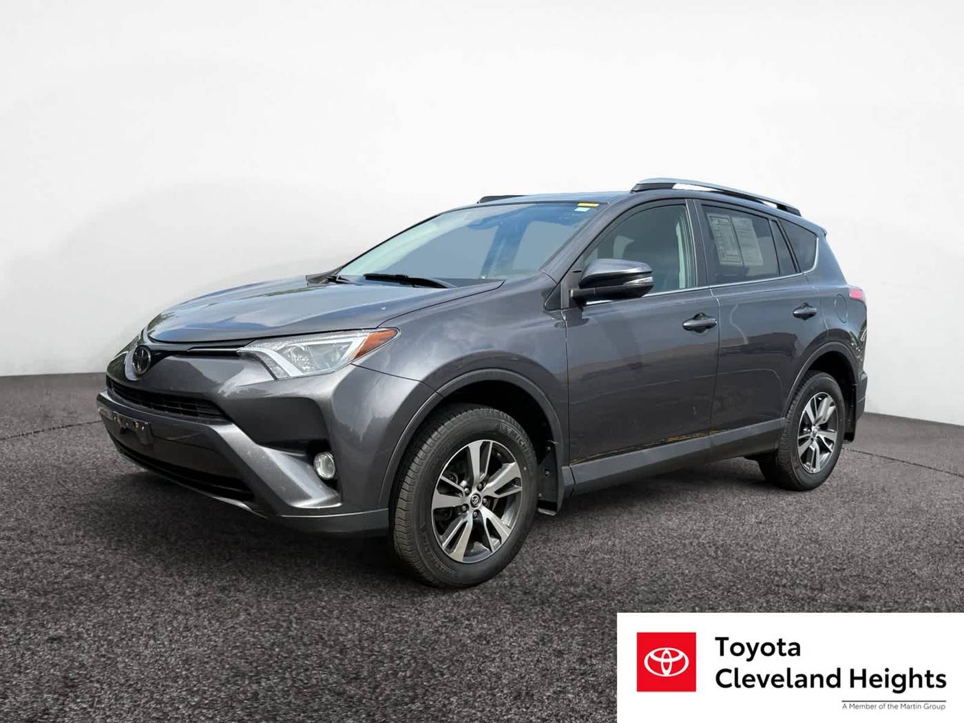 2018 Toyota RAV4 XLE — SUV — 33,425 mi — Cleveland Heights, OH