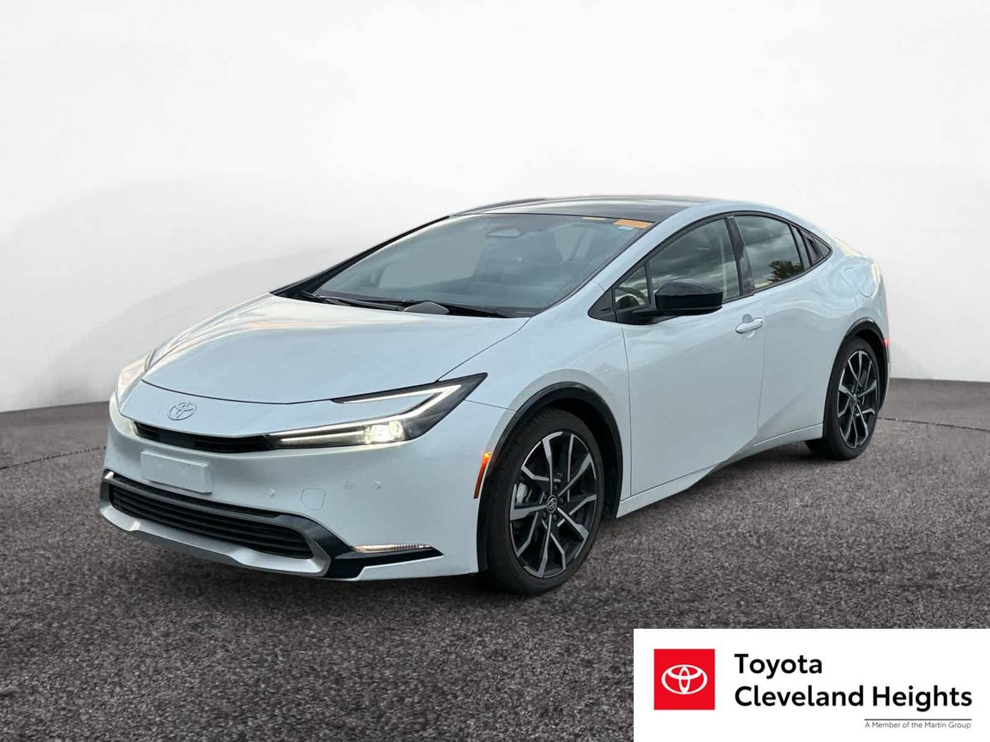 2024 Toyota Prius Prime XSE — Hatchback — 2,827 mi — Cleveland Heights, OH