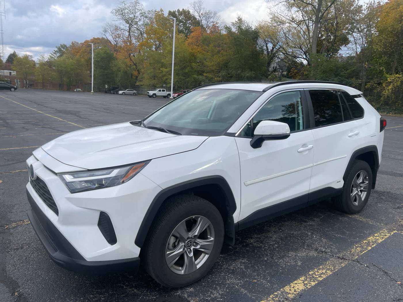 2024 Toyota RAV4 Hybrid XLE — SUV — 14,486 mi — Cleveland Heights, OH