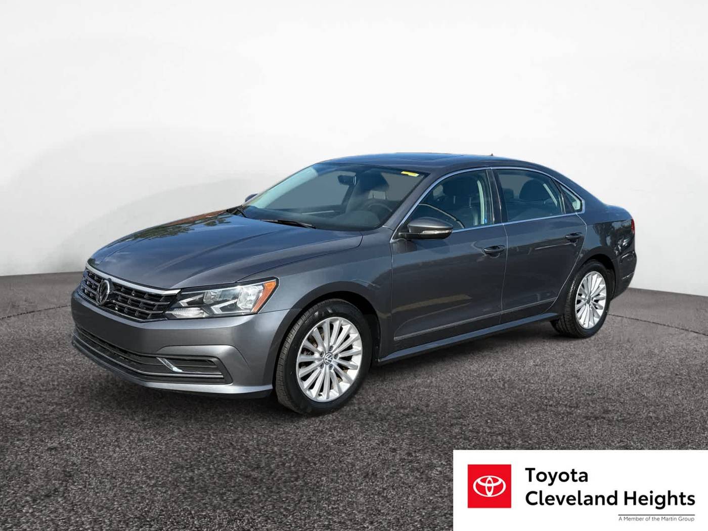 2016 Volkswagen Passat 1.8T SE