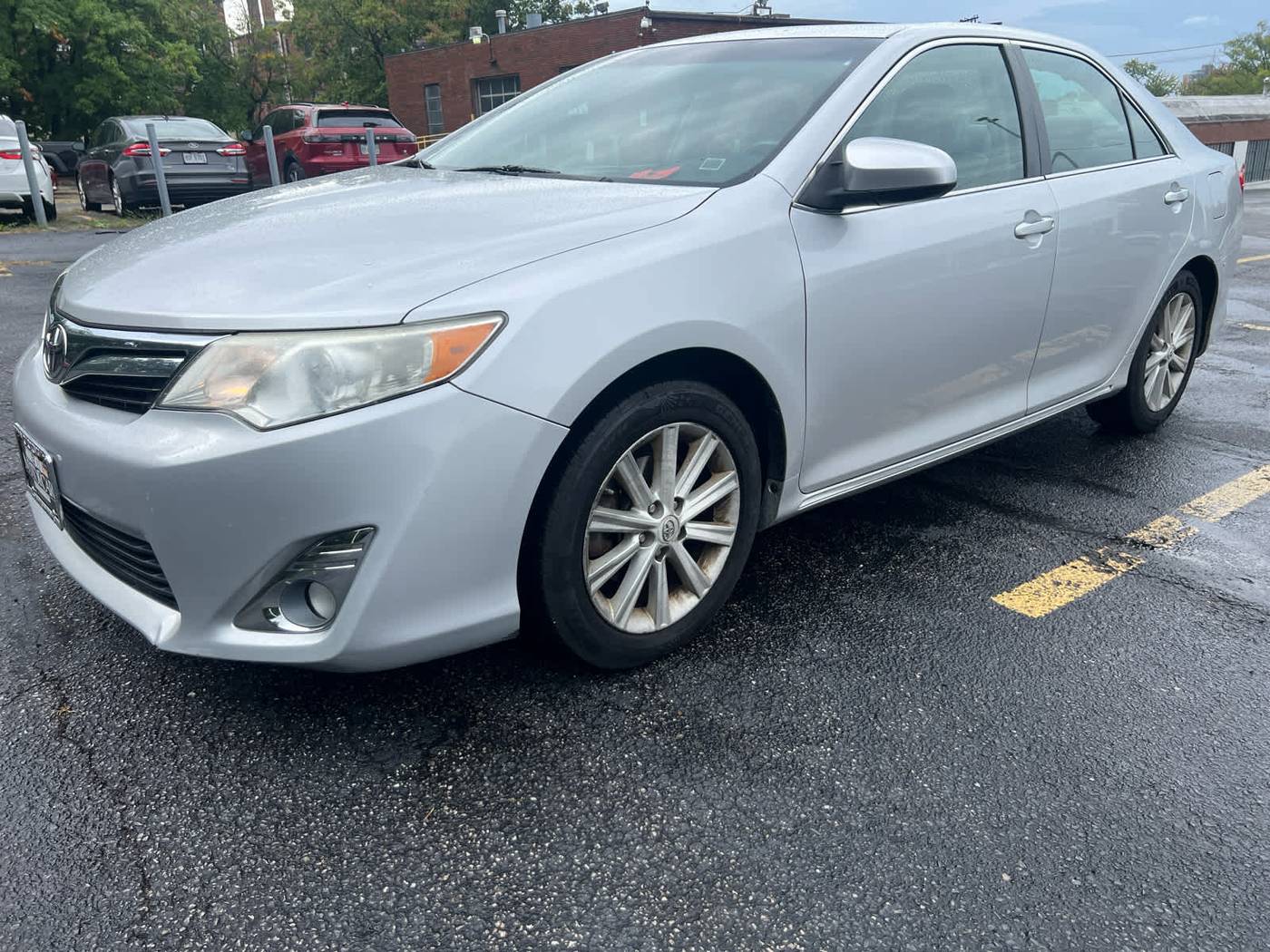 2012 Toyota Camry XLE V6 — Sedan — 94,811 mi — Cleveland Heights, OH