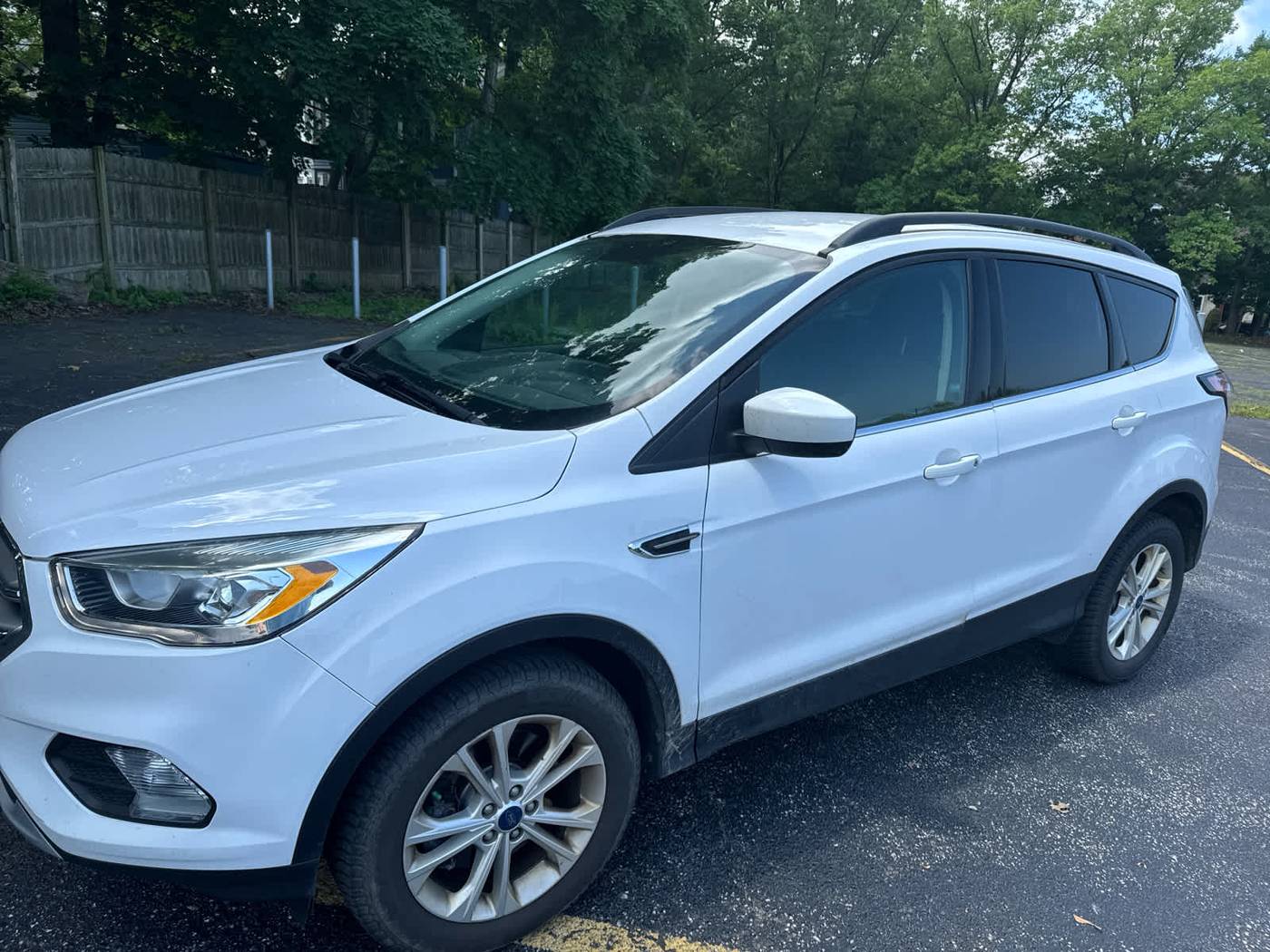 2017 Ford Escape SE — SUV — 92,008 mi — Cleveland Heights, OH