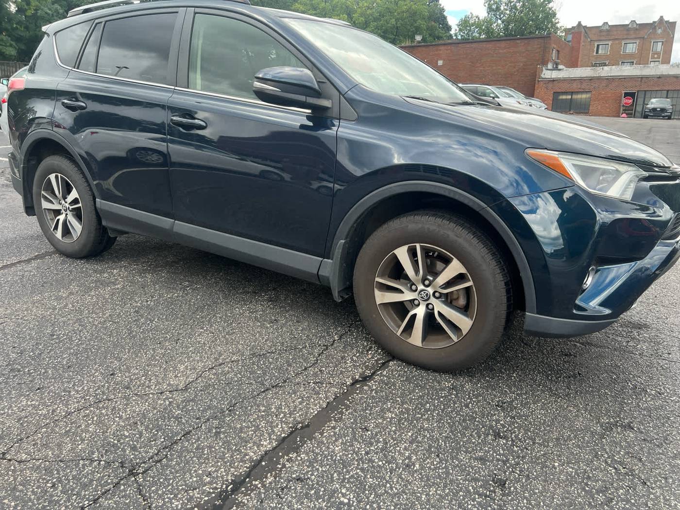 2018 Toyota RAV4 XLE — SUV — 85,982 mi — Cleveland Heights, OH
