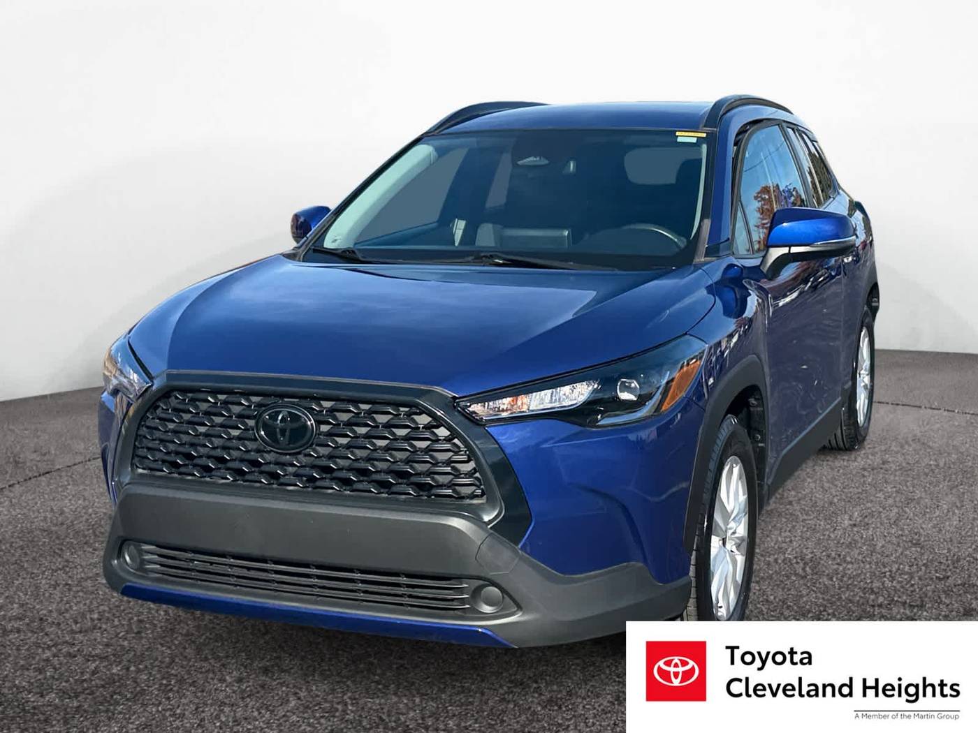2023 Toyota Corolla Cross LE — SUV — 7,600 mi — Cleveland Heights, OH
