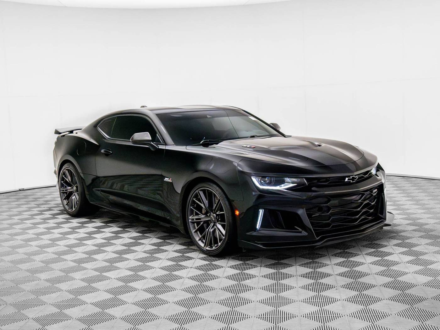 2022 Chevrolet Camaro ZL1 — Coupe — 17,935 mi — Barrington, IL