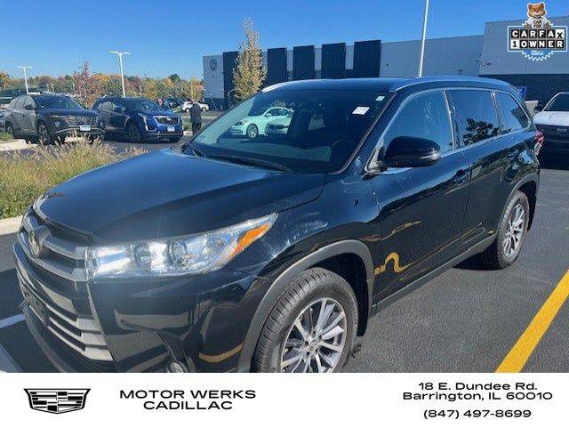 2019 Toyota Highlander SE V6 — SUV — 49,172 mi — Barrington, IL