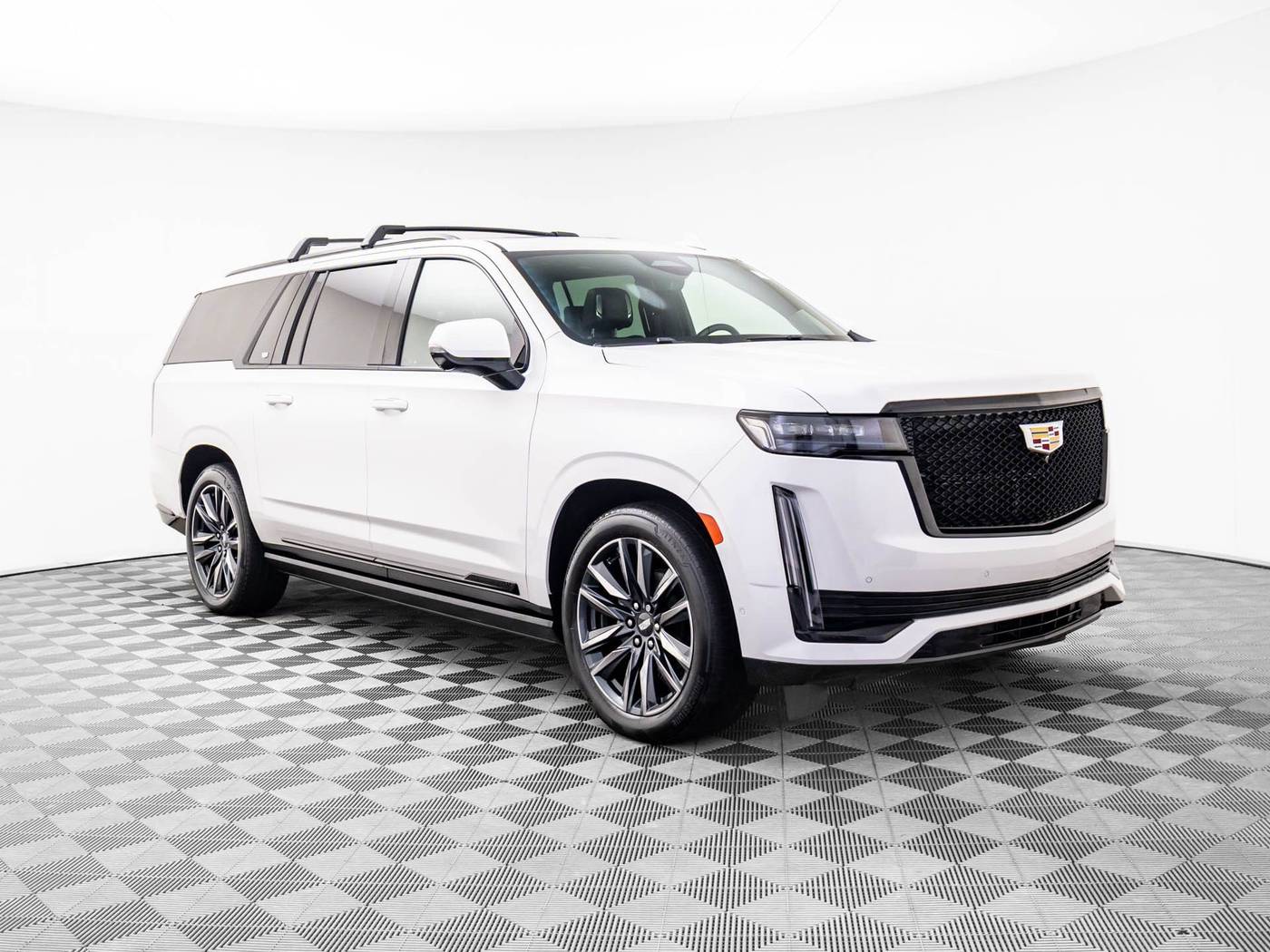 2022 Cadillac Escalade Sport Platinum — SUV — 41,820 mi — Barrington, IL