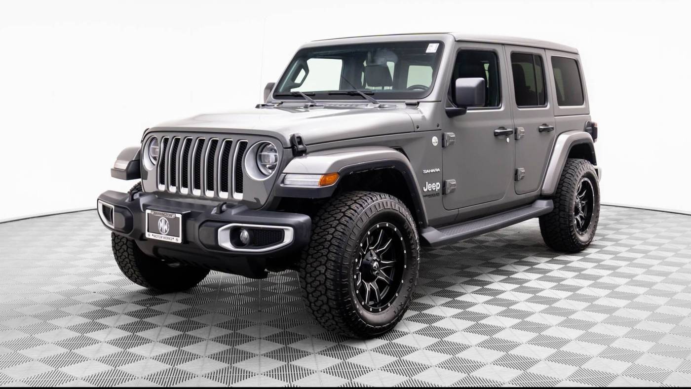 2020 Jeep Wrangler Sahara — SUV — 43,926 mi — Barrington, IL
