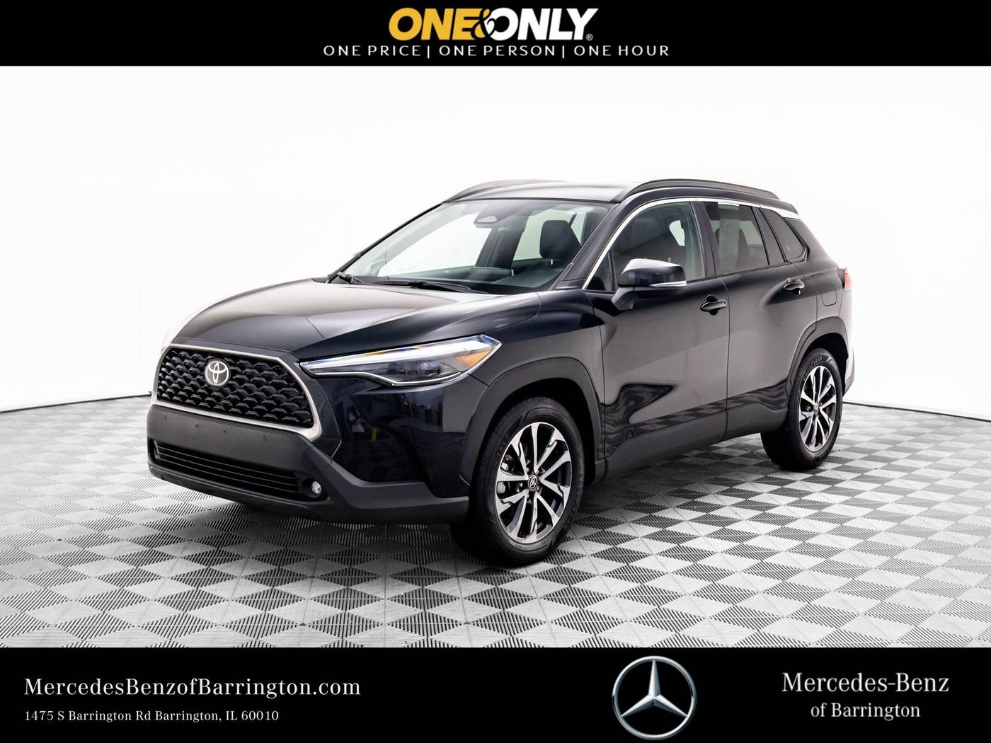 2025 Toyota Corolla Cross XLE — SUV — 10,280 mi — Barrington, IL