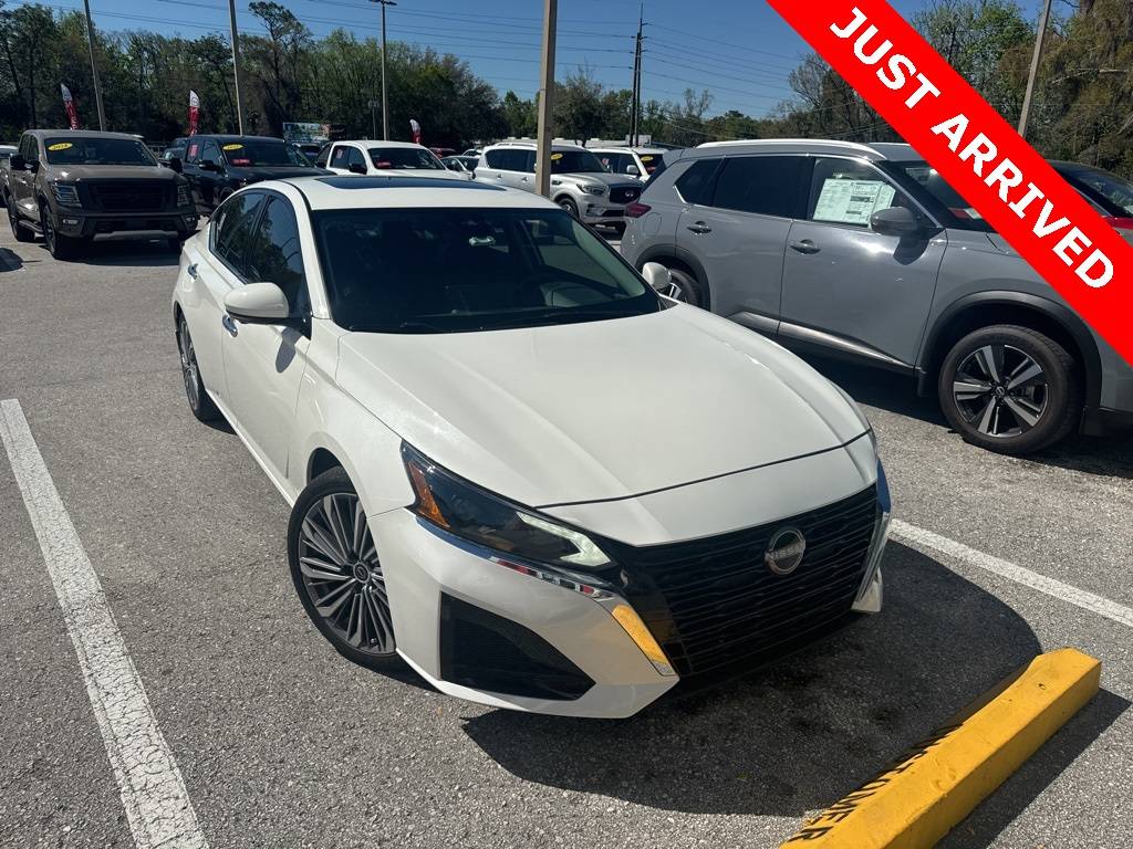 2023 Nissan Altima SL — Sedan — 37,976 mi — Homosassa, FL