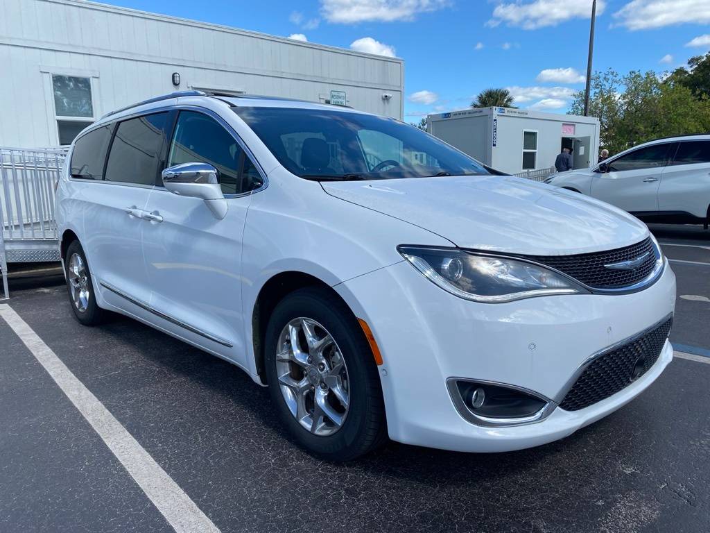 2017 Chrysler Pacifica Limited — Minivan — 6,225 mi — Homosassa, FL