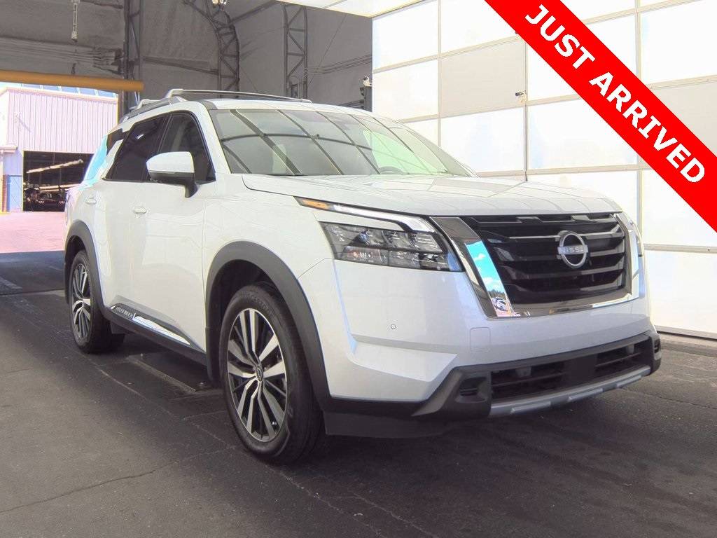 2025 Nissan Pathfinder Platinum — SUV — 5,444 mi — Homosassa, FL