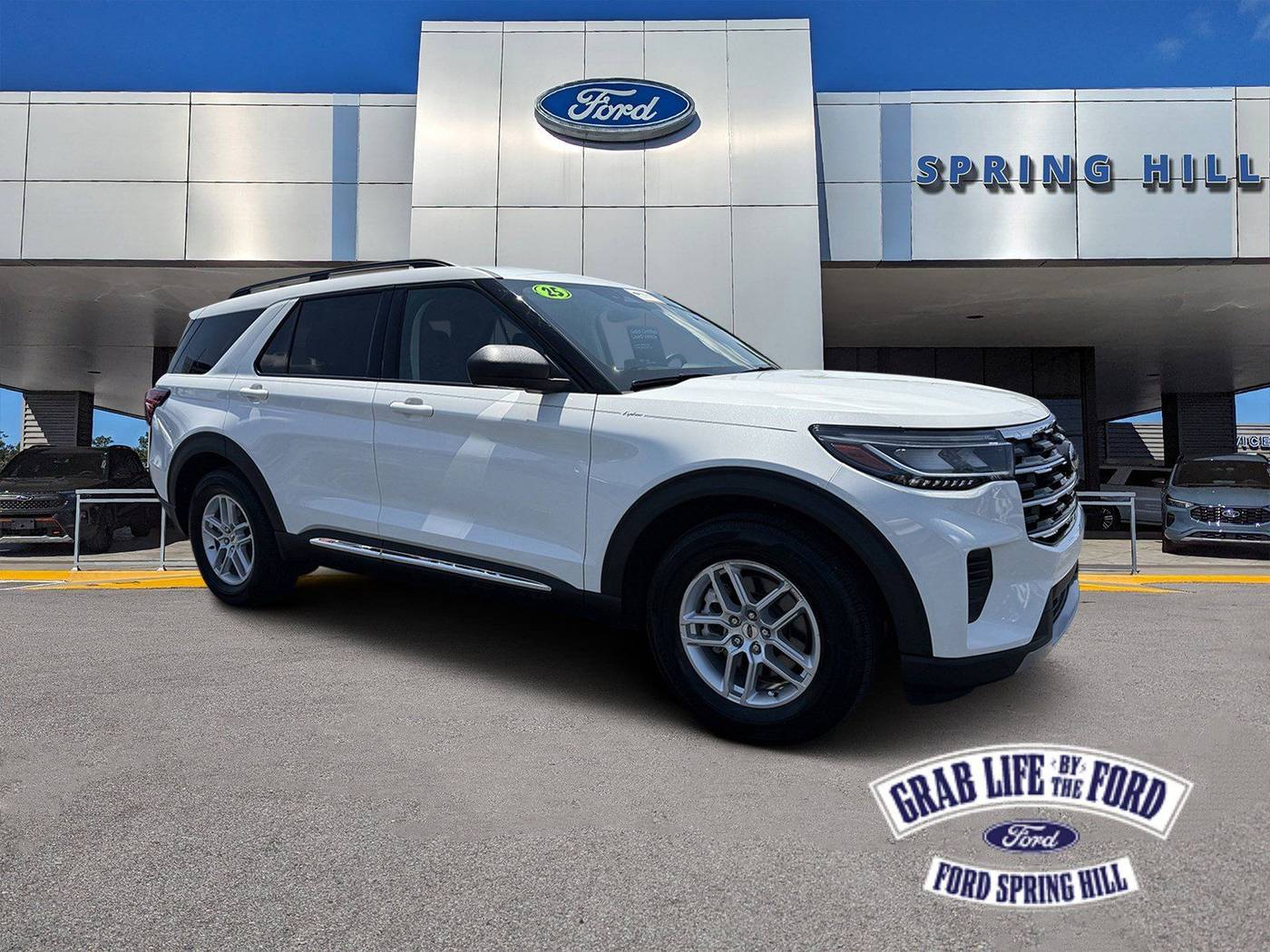 2025 Ford Explorer Active